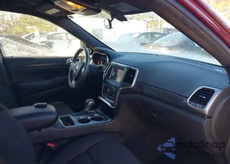 2018 Jeep Grand Cherokee Laredo E 4X4 z USA, uszkodzony, nr VIN 1C4RJFAG6JC284138